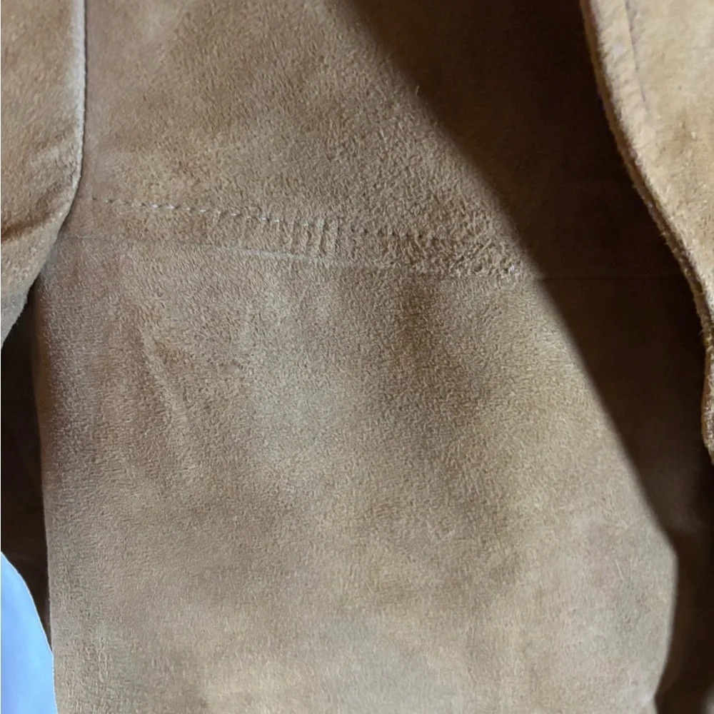 Elegant Men's Brown Suede Blazer - Picture 6 of 15